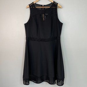 City Chic Dress Medium Women's 18 Black Mesh Inset Illusion Keyhole Sleeveless